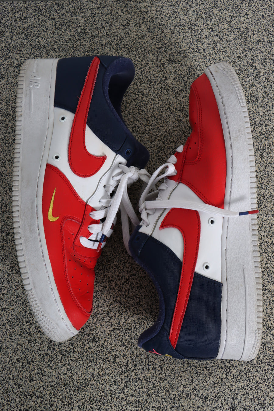 NIKE Air Force 1 Low LV8 GS 'Independence Day' Sneakers (12)