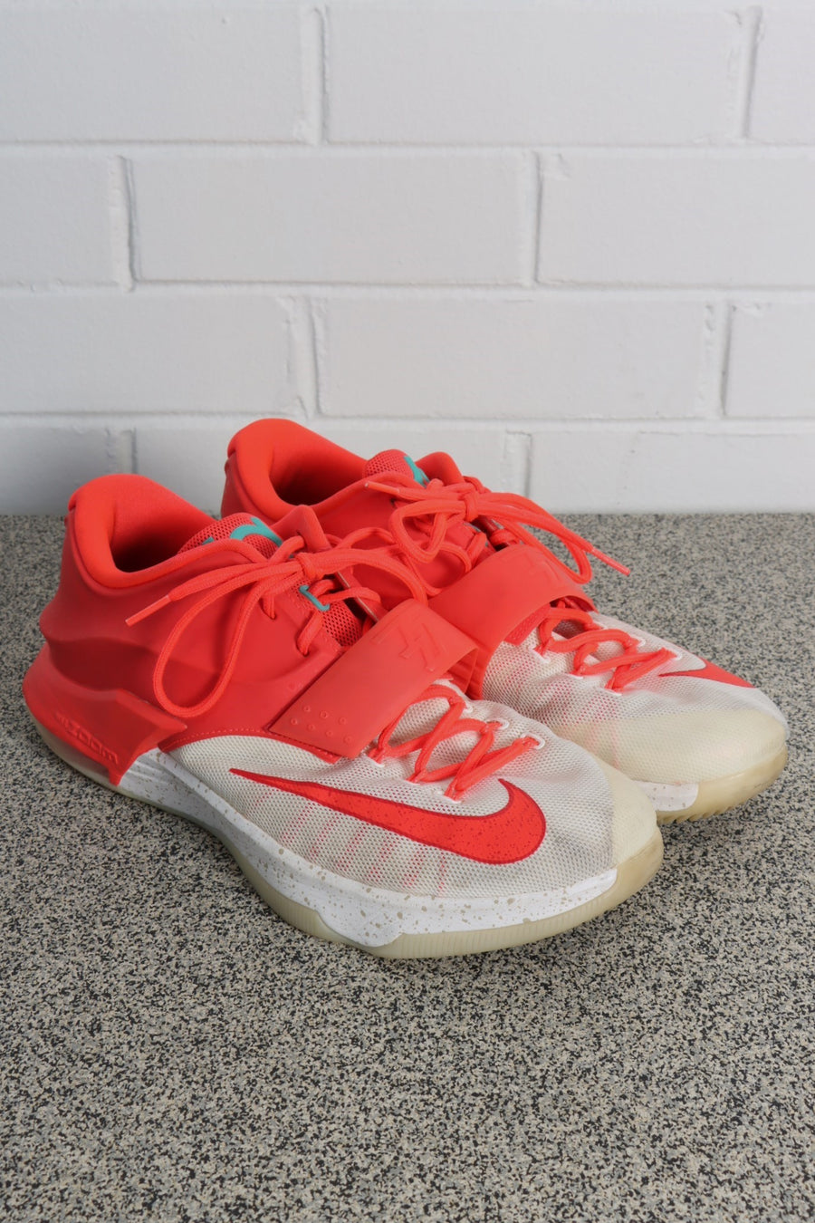 NIKE KD 7 Christmas Egg Nog Kevin Durant Shoes (US 11.5)