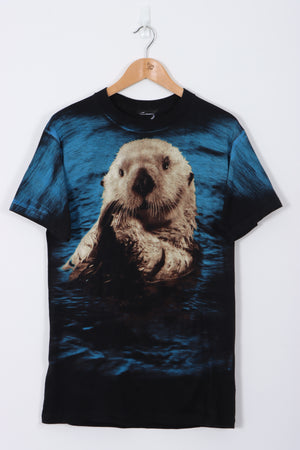 Large Happy Swimming Otter Black Animal T-Shirt (M)