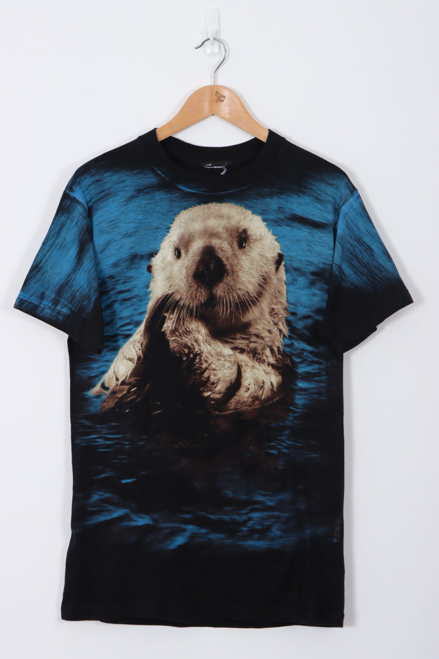 Large Happy Swimming Otter Black Animal T-Shirt (M)