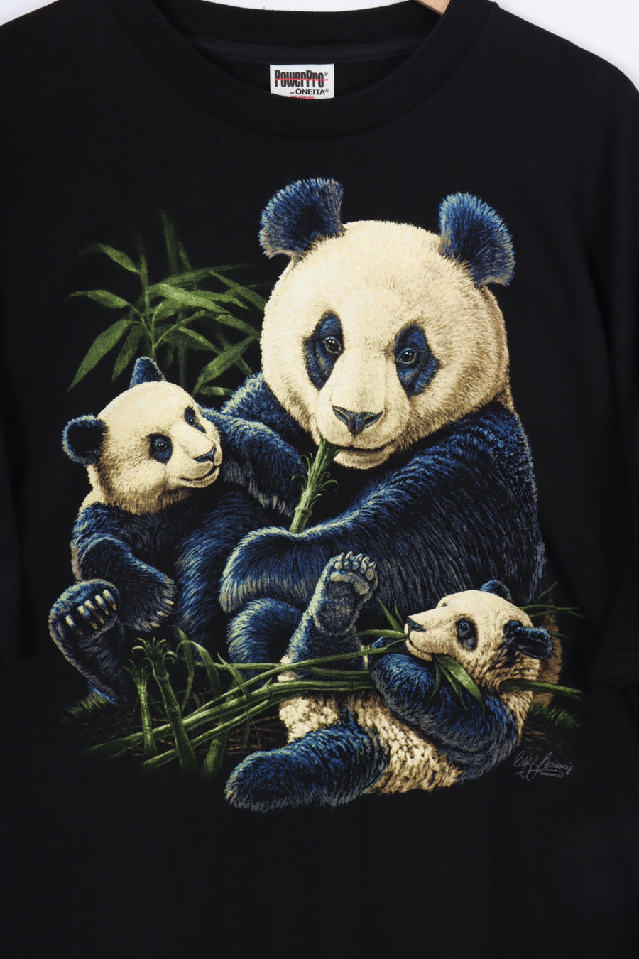 PANDAS Animal & Nature SilkMasters Graphic Tee (XL)