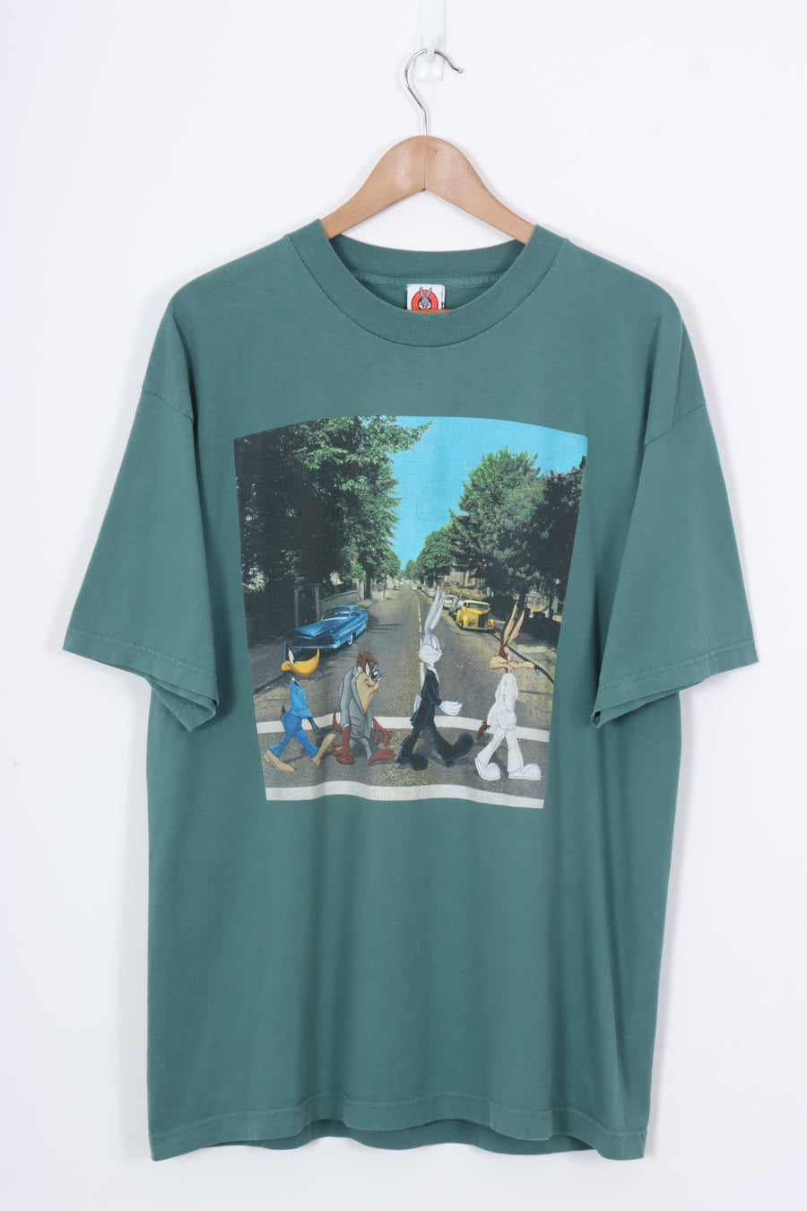 1997 Vintage THE BEATLES x LOONEY TUNES Abbey Road Tee