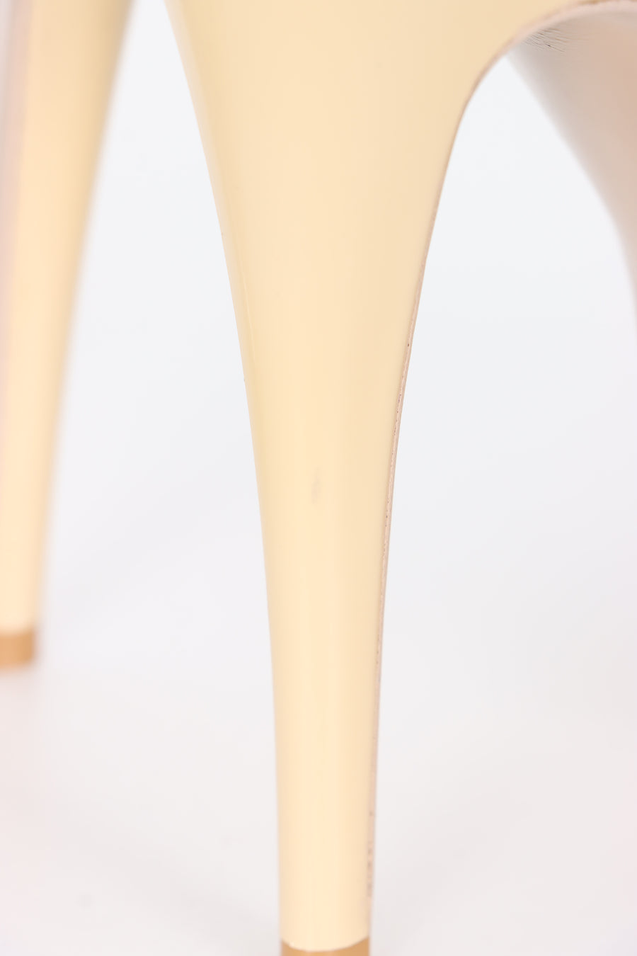 YVES SAINT LAURENT YSL 'Tribute' Cream Patent Heels (38)