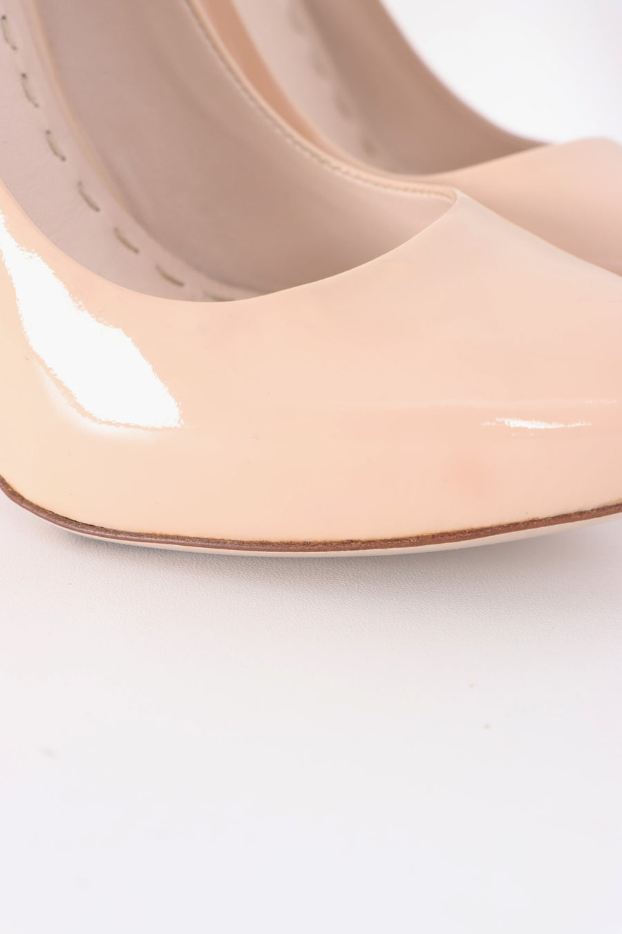 MIU MIU Nude Beige Patent Leather Heels (35.5)