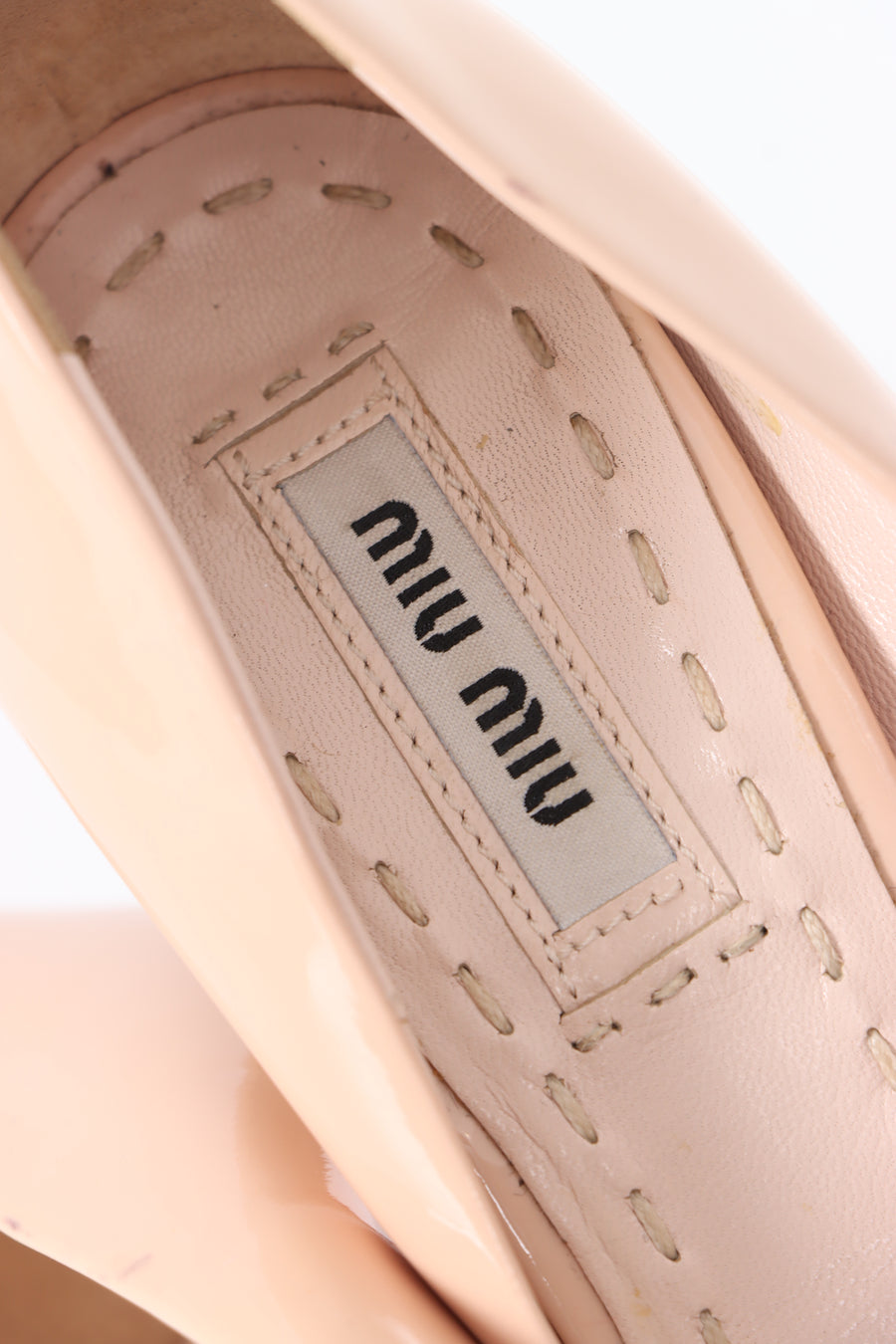 MIU MIU Nude Beige Patent Leather Heels (35.5)