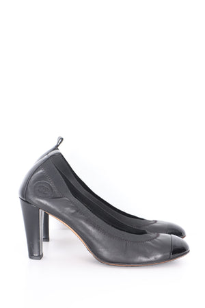 CHANEL 'Stretch Spirit' Black Leather Elastic Ballerina Heels (38.5)