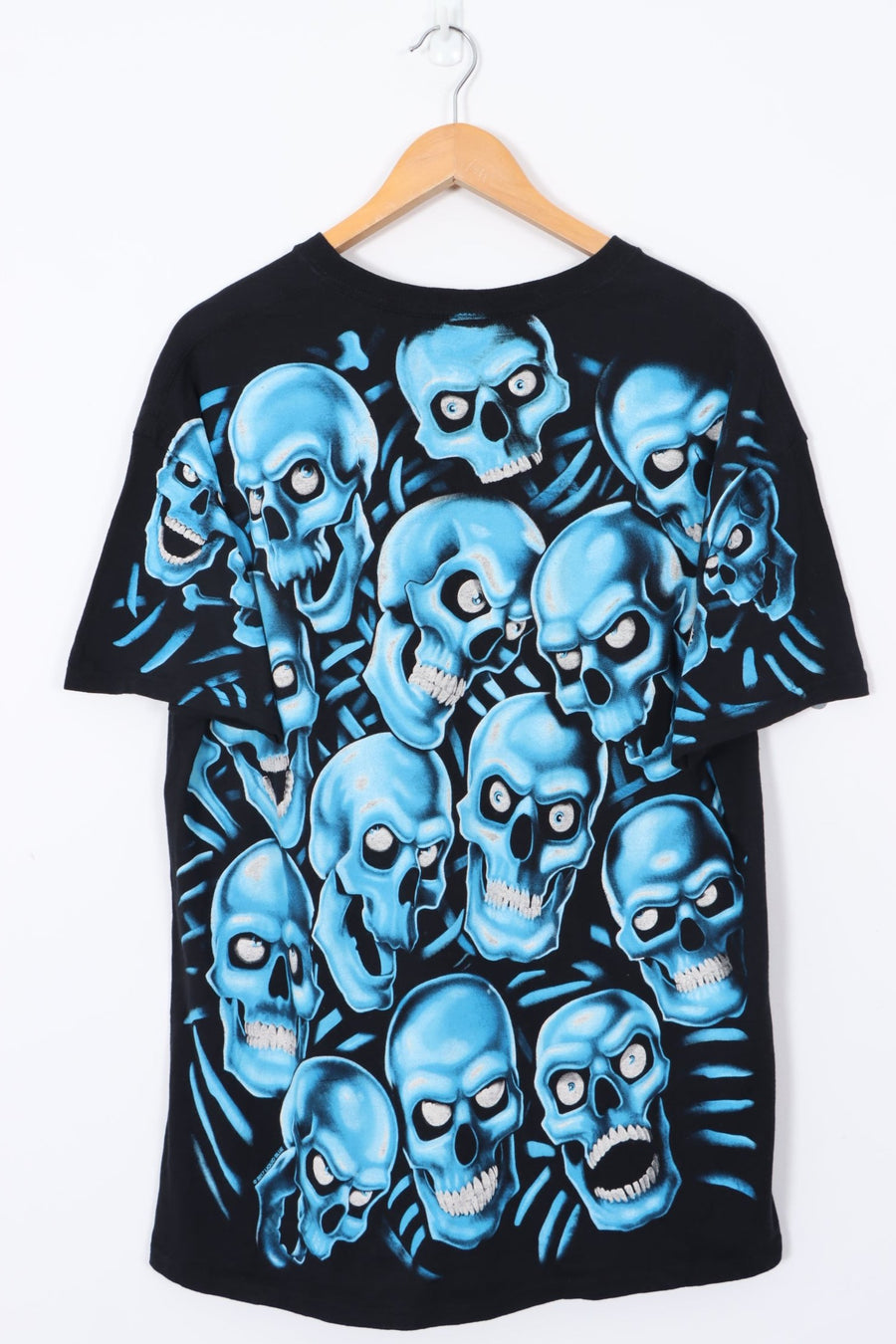 LIQUID BLUE Blue Skull Pile T-Shirt (L-XL)