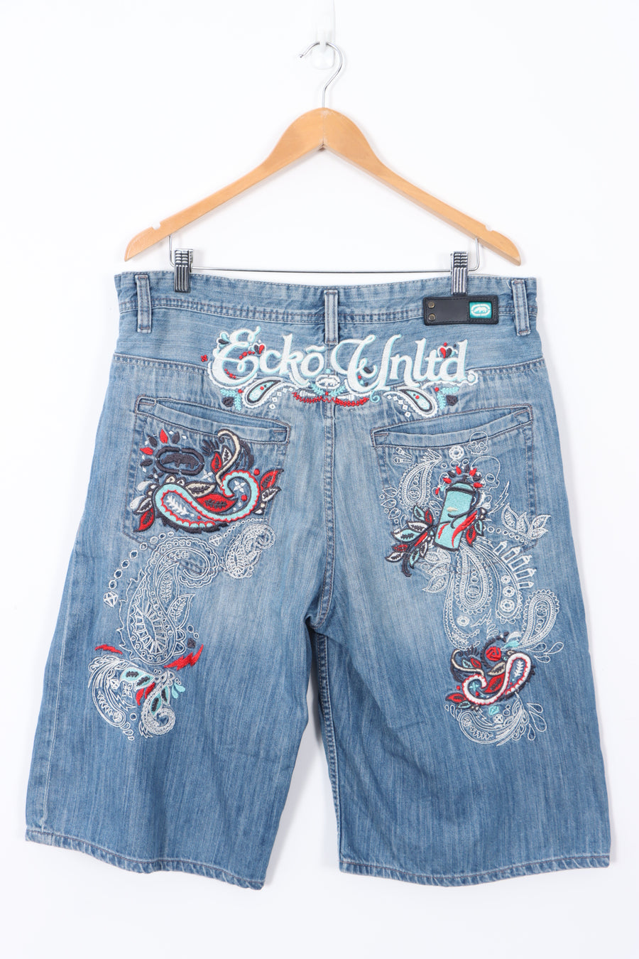 ECKO LTD Baggy Fit Large Embroidered Design Denim Y2K Shorts (36)