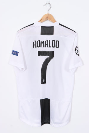 REPLICA Juventus 2018/2019 Ronaldo #7 Home Soccer Jersey (L)