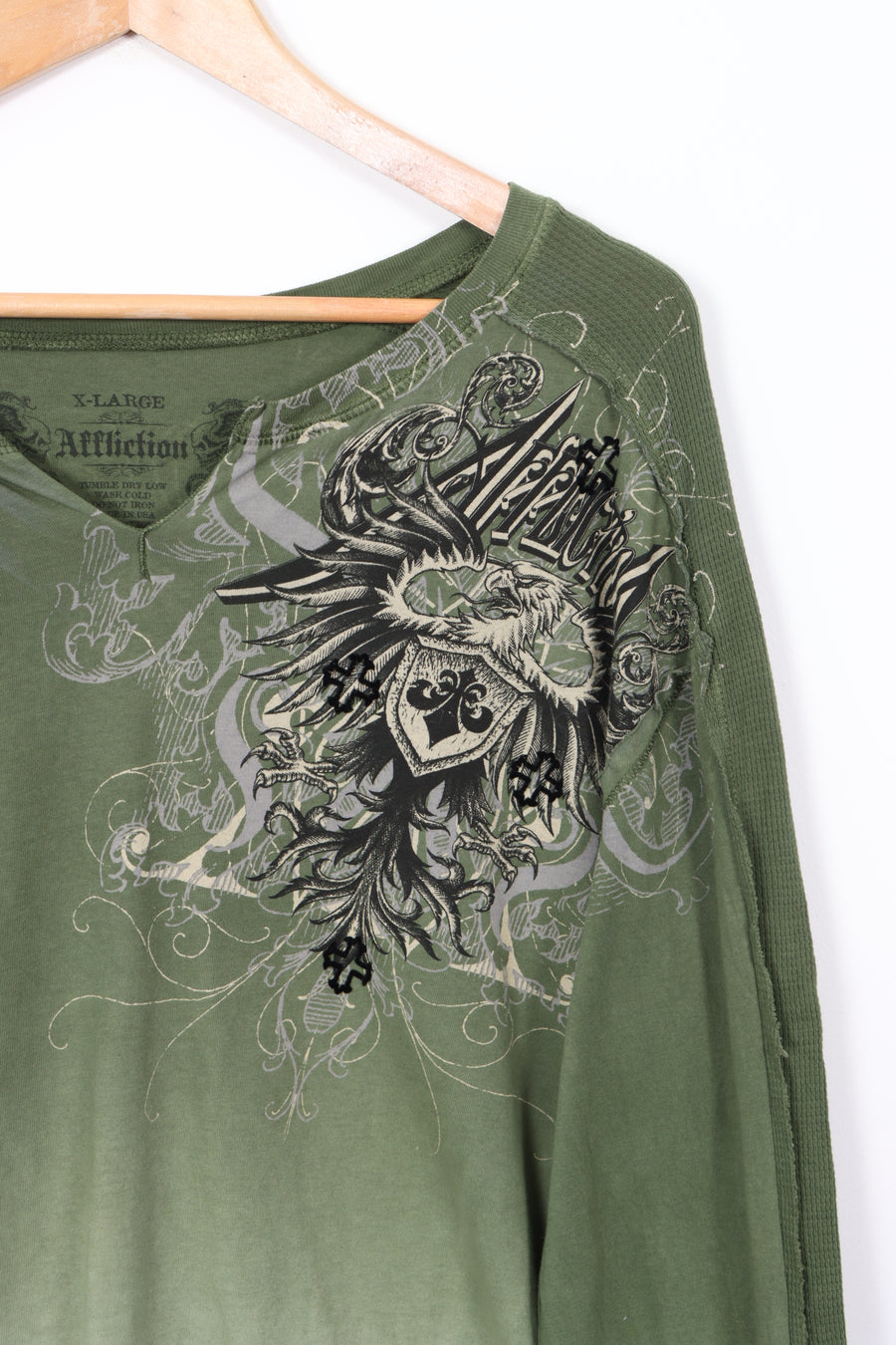 AFFLICTION Large Eagle Design Long Sleeve Green T-Shirt (XL)