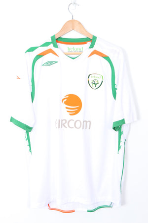 Ireland 2008-2010 UMBRO Away Soccer Jersey (XL)