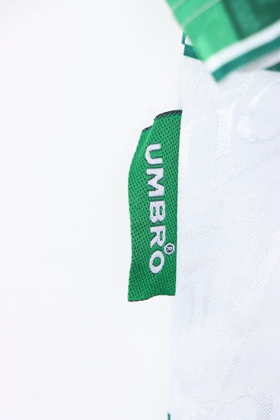 Vintage Glasgow Celtic 1993-1995 UMBRO Home Soccer Jersey (M-L)