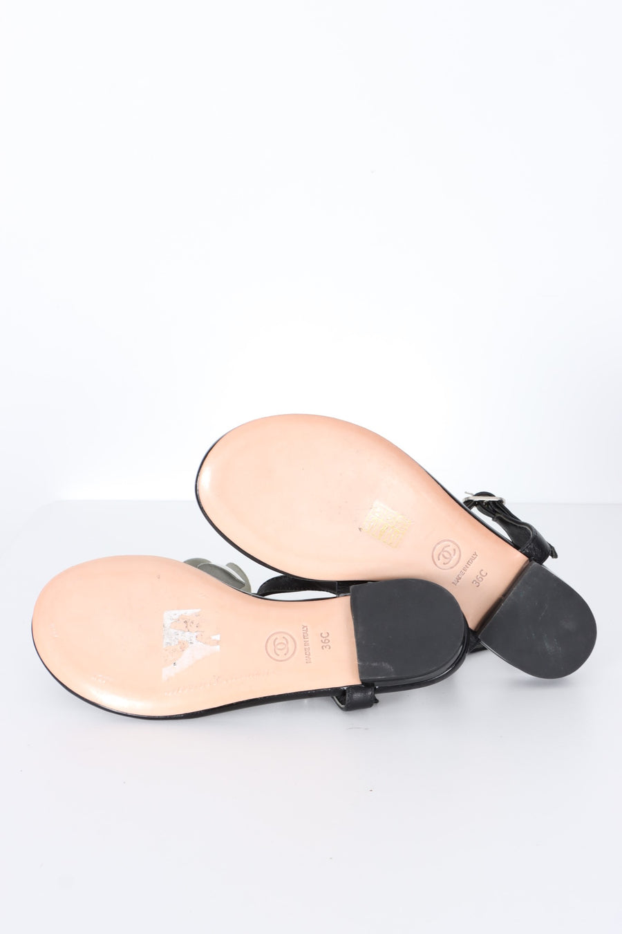 CHANEL Youth Leather Camellia T-Bar Thong Sandals (5)