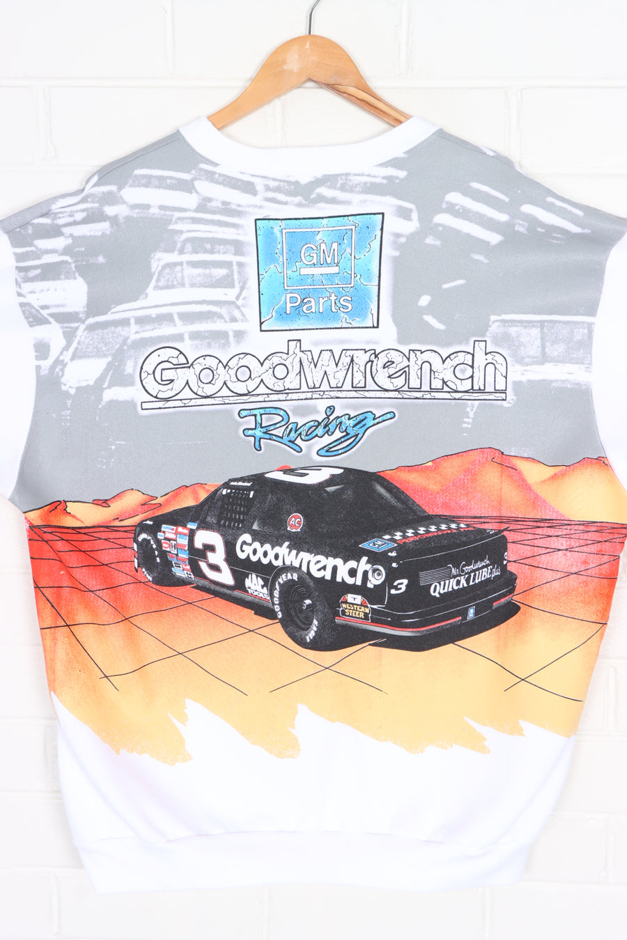 NASCAR Dale Earnhardt 'The Intimidator' Goodwrench Sweatshirt USA Made (XXL)