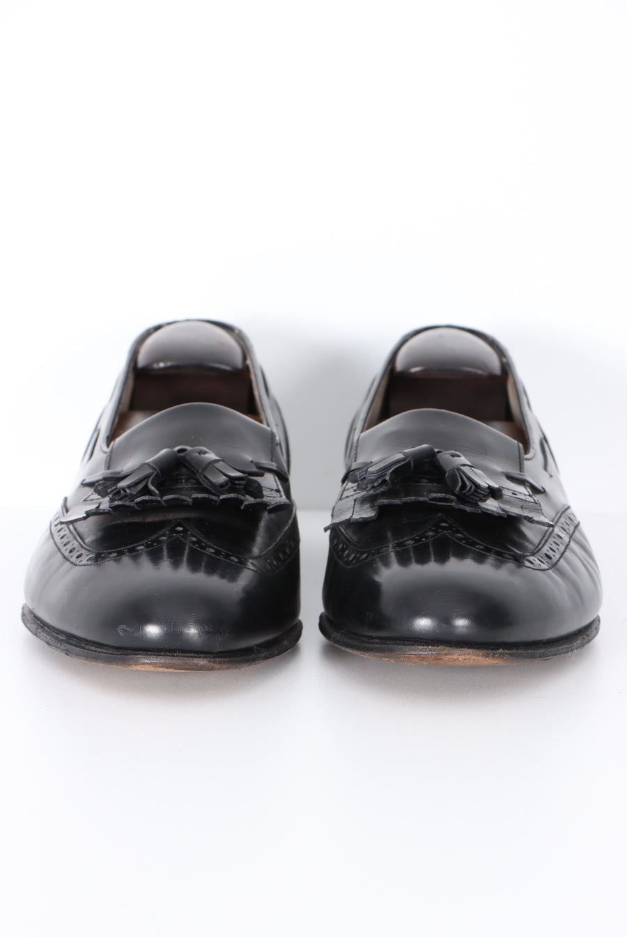 SALVATORE FERRAGAMO Black Leather Tassel Loafers (9.5)